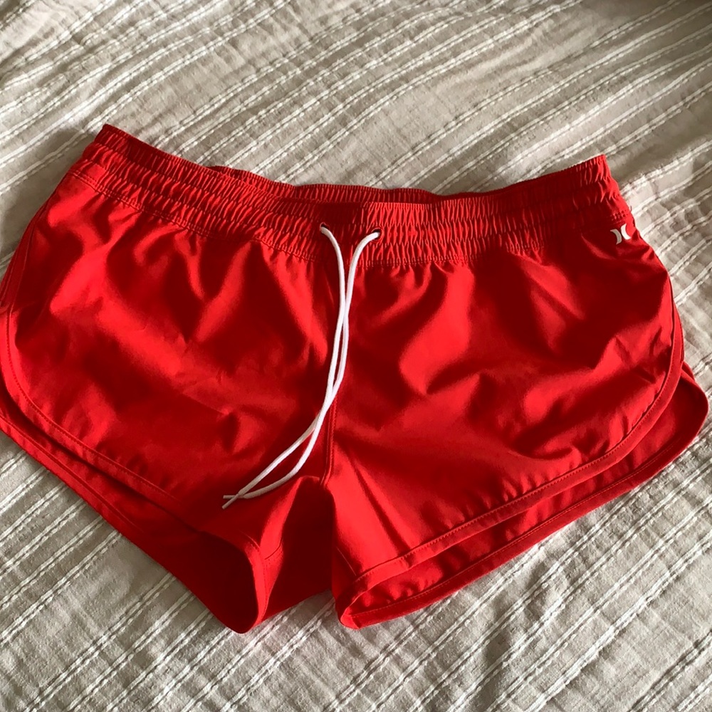 Hurley 2 1/2” Phantom Board Shorts NWOT